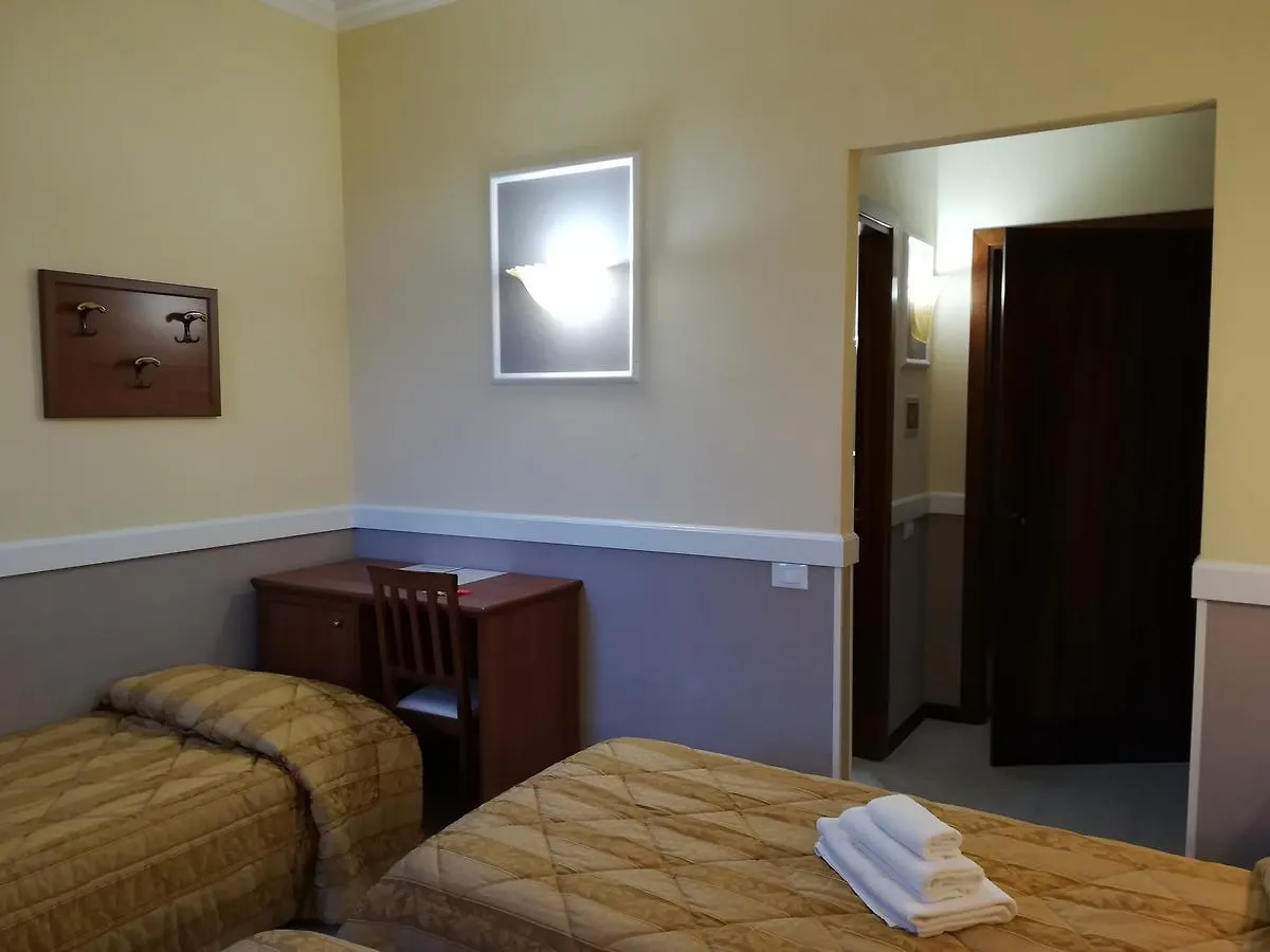 ***  Hotel Marco Polo Self Check-In بولونيا إيطاليا