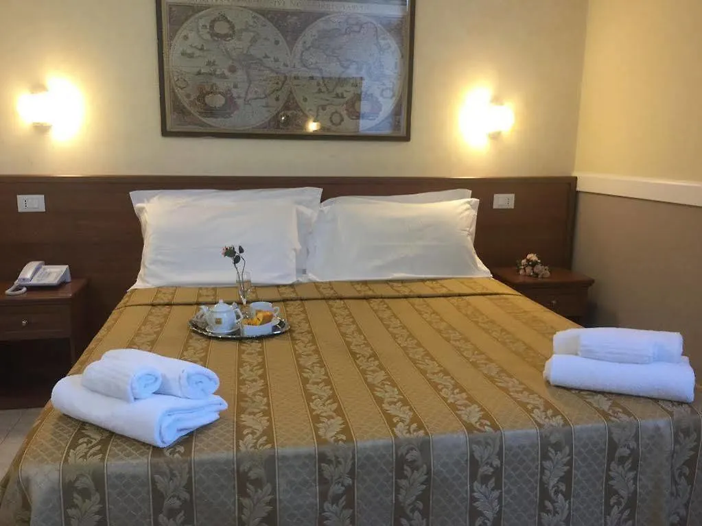 Hotel Marco Polo Self Check-In بولونيا