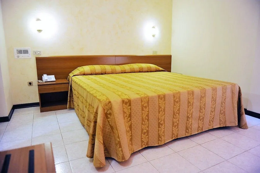 Hotel Marco Polo Self Check-In Bologne 3*,