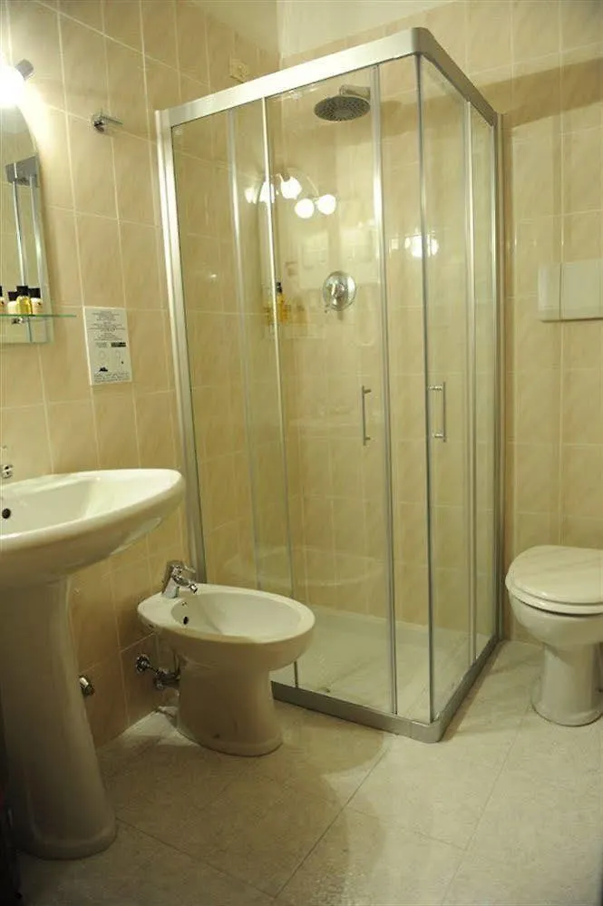 ***  Hotel Marco Polo Self Check-In Bologne Italie