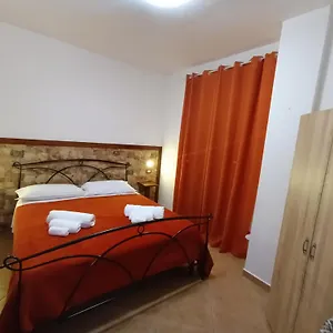 Mamuthones Bed and breakfast Porto Torres