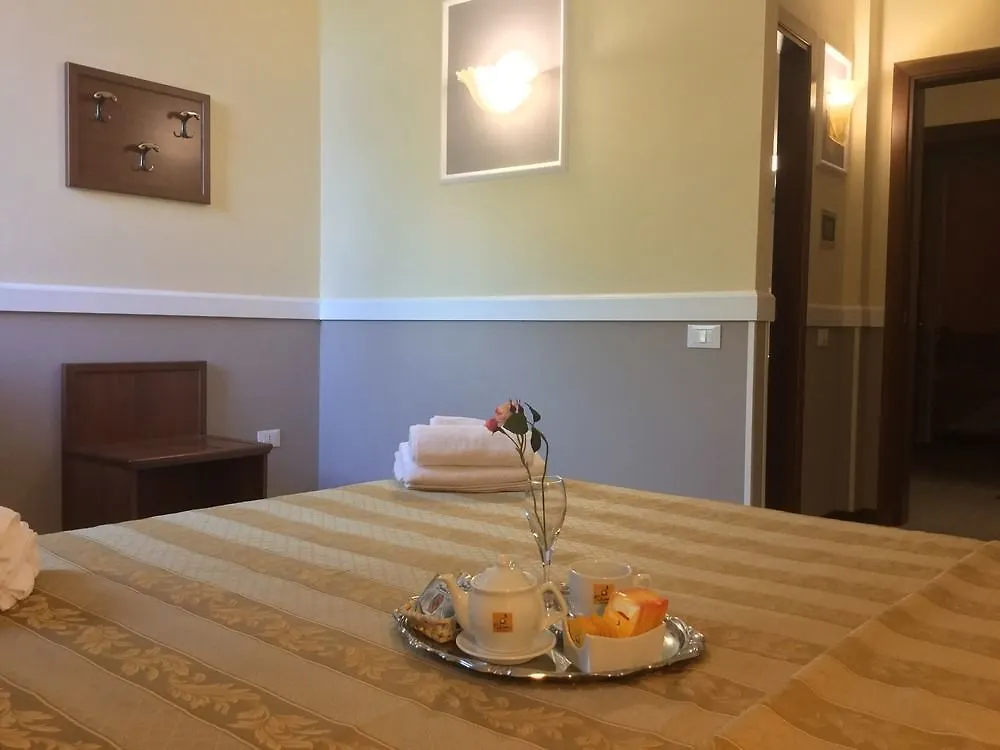 Hotel Marco Polo Self Check-In Bolonia